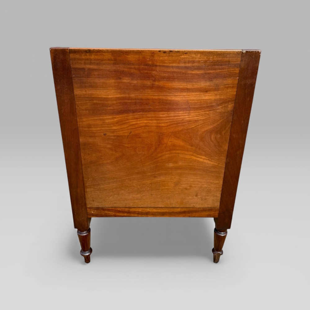 Antique Georgian Gillows Mahogany Bedside Table Cabinet | Pot Cupboard View XI