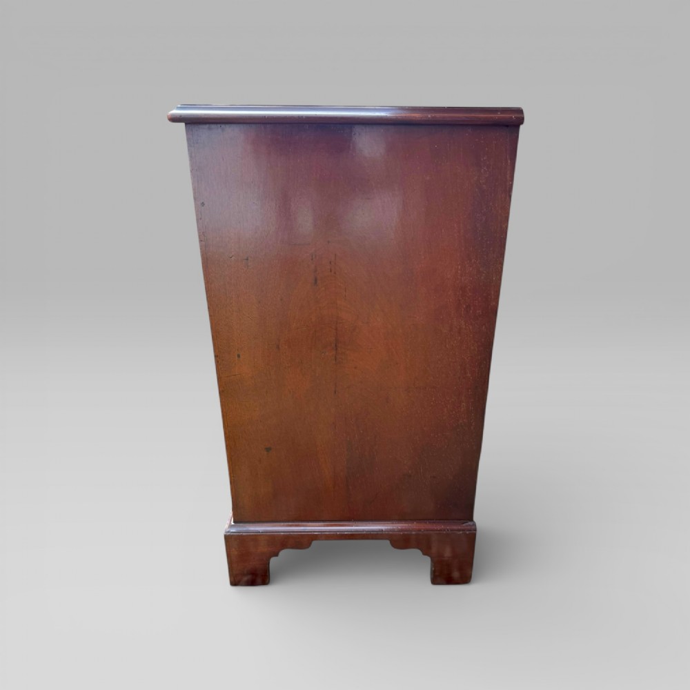 Small Antique Georgian Cuban Mahogany & Walnut Crossbanded Chest of Drawers View X