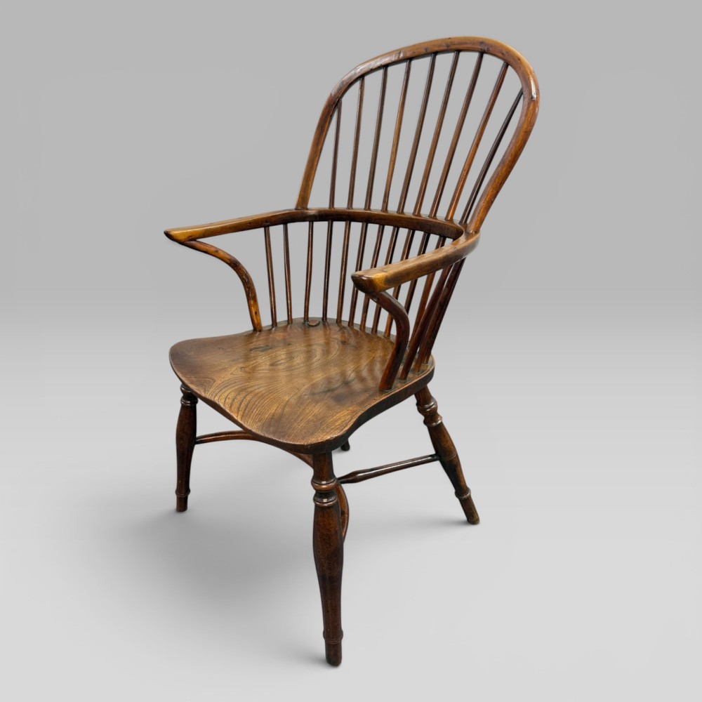 Antique Early 19th Century Yew Wood & Elm Windsor Armchair
