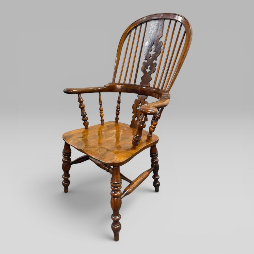 Antique Mid-19th Century Victorian Yew Wood & Elm High-Back Windsor Armchair