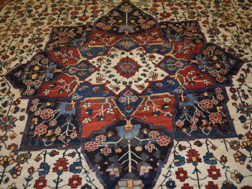 fig 1. ANTIQUE BAKHTIARI CARPET, LARGE SIZE, STUNNING DESIGN & COLOUR, CIRCA 1900