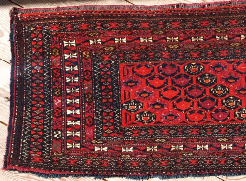fig 1. ANTIQUE SARYK TURKMEN SHEMLE GUL TORBA WITH SILK HIGHLIGHTS, CIRCA 1900