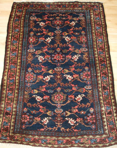 Antique Hamadan Rug of Small Size with Traditional Floral Design, Circa 1920
