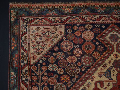 fig 1. ANTIQUE SOUTH WEST PERSIAN QASHQAI RUG, OUTSTANDING EXAMPLE, TWO LARGE PEACOCKS, CIRCA 1870.