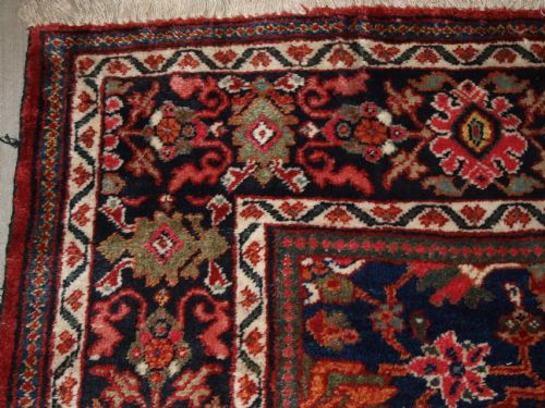 fig 1. OLD TADITIONAL CARPET, LARGE SCALE ALL OVER DESIGN, CIRCA 1920.
