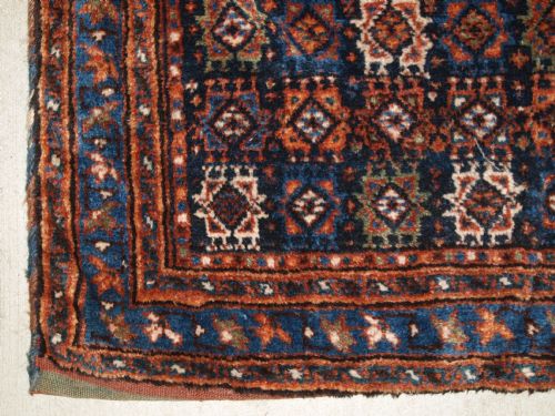 fig 1. ANTIQUE SADDLE BAG WITH PLAIN WEAVE BACK, POSSIBLY AFSHAR, CIRCA 1900.