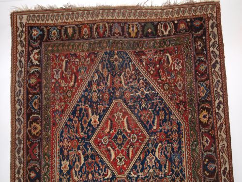 fig 1. ANTIQUE SOUTH WEST PERSIAN QASHQAI KASHKULI RUG WITH TRIPLE MEDALLION DESIGN, CIRCA 1880.