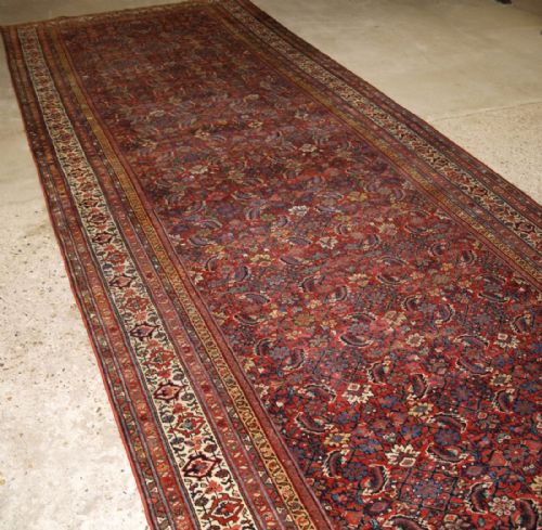 Antique North Persian Faraghan Kelleh Corridor Carpet of Exceptionally Large Size and Fine Weave, Late 19th Century.