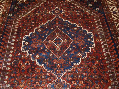 fig 1. OLD SHIRAZ REGION CARPET WITH TRIBAL DESIGN, GREAT CONDITION, CIRCA 1920.