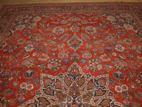 fig 2. ANTIQUE PERSIAN KASHAN CARPET, STAR MEDALLION, LARGE SIZE, GREAT CONDITION, CIRCA 1920.