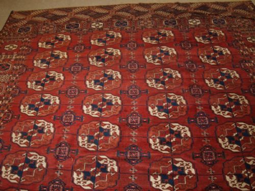 fig 1. ANTIQUE TEKKE TURKMEN MAIN CARPET WITH SUPERB COLOUR AND CONDITION, LARGE GULS, CIRCA 1870.