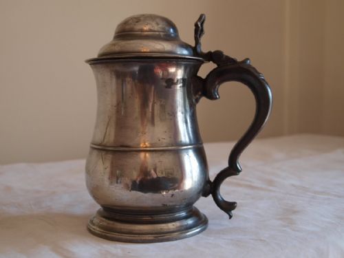 Antique English Pewter Lidded Tankard, Old English Wine Standard Quart, C1780.
