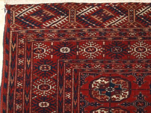 fig 1. ANTIQUE TEKKE TURKMEN RUG, SMALL SIZE WITH RICH RED COLOUR, CIRCA 1900