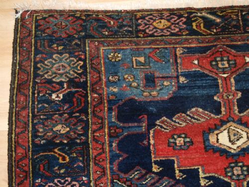 fig 1. OLD PERSIAN GHARAGHAN VILLAGE RUG, HAMADAN REGION, SUPERB COLOUR AND GREAT CONDITION, CIRCA 1920.