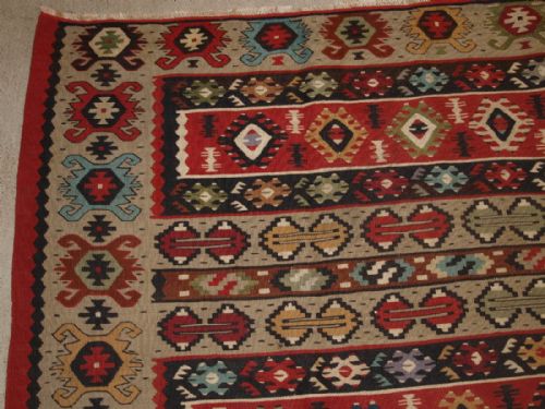 fig 1. OLD TURKISH SARKOY KILIM RUG, TRADITIONAL BANDED DESIGN, SOFT COLOURS, CIRCA 1920.