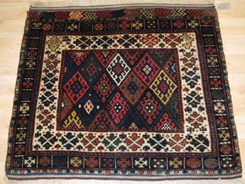 Old Jaf Kurd Bag Face with Scarce Ivory Ground Border, Full Pile, Early 20th Century.