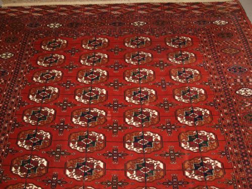 fig 1. ANTIQUE TEKKE TURKMEN MAIN CARPET, FULL PILE, SOFT WOOL, CIRCA 1900.
