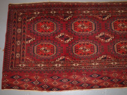 fig 1. ANTIQUE TEKKE TURKMEN CHUVAL WITH SALOR GULS, VERY FINE WEAVE, CIRCA 1880.