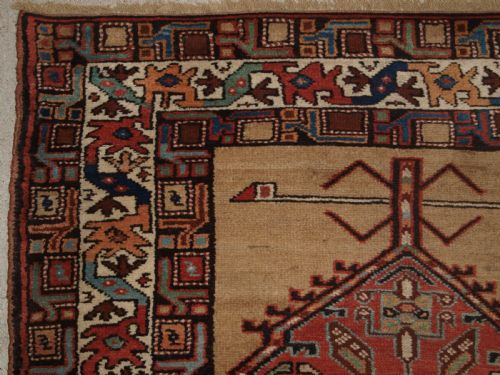 fig 1. ANTIQUE PERSIAN SARAB RUNNER, CAMEL GROUND WITH GOOD COLOUR, CIRCA 1900.