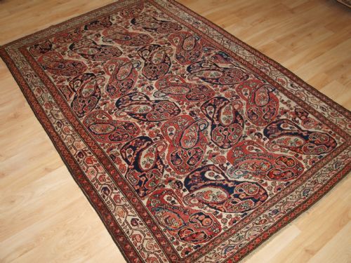 ANTIQUE MALAYER VILLAGE RUG MOTHER AND CHILD BOTEH DESIGN CIRCA 1900 - ADDITIONAL PHOTO 1