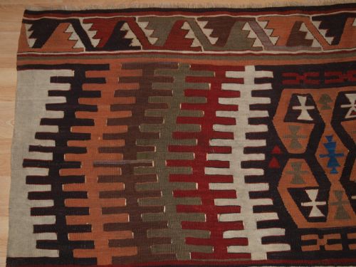 ANTIQUE TURKISH KONYA KILIM WITH STRIKING DESIGN SOFT COLOURS CIRCA 1900 - ADDITIONAL PHOTO 2