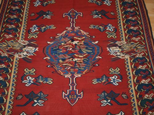ANTIQUE BIJAR KILIM WITH FLORAL DESIGN CIRCA 1890 - ADDITIONAL PHOTO 3