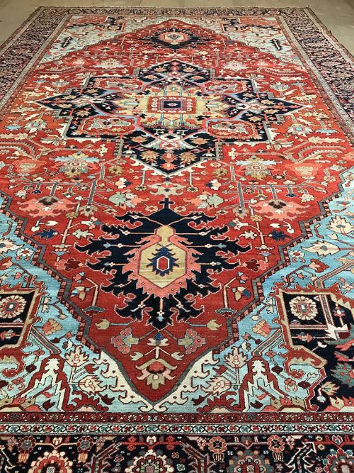 fig 1. ANTIQUE HERIZ CARPET OF LARGE SIZE WITH OUTSTANDING COLOUR, CIRCA 1880.