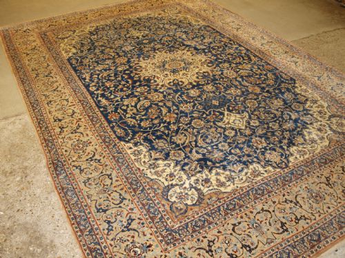 Antique Persian Nain Carpet, Very Fine Wool and Silk, Soft Pastel Colours, Circa 1920/30.