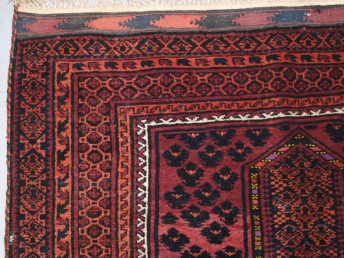 ANTIQUE TIMURI BALUCH PRAYER RUG WITH DOKHTAREQAZI DESIGN CIRCA 190020 - ADDITIONAL PHOTO 2
