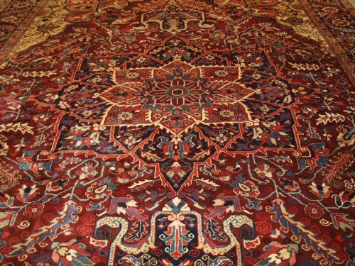 ANTIQUE HERIZ CARPET GREAT CONDITION AND LARGE SIZE CIRCA 1920 - ADDITIONAL PHOTO 4