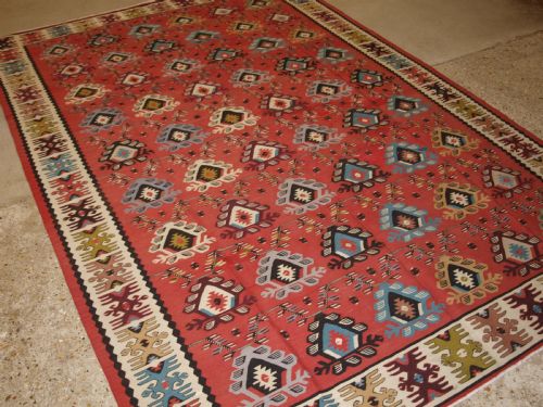 fig 1. OLD SHARKOY KILIM WITH SOFT COLOUR, TRADITIONAL REPEAT DESIGN, CIRCA 1920.