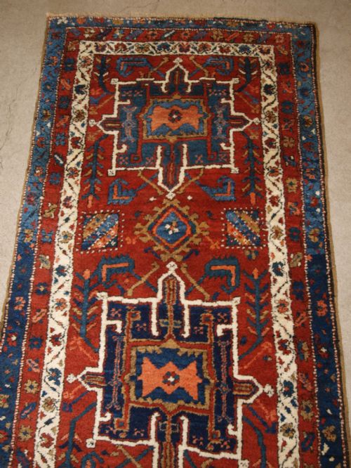 ANTIQUE KARAJA RUNNER OF TRADITIONAL DESIGN GREAT CONDITION CIRCA 1900 - ADDITIONAL PHOTO 4