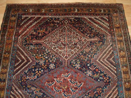 ANTIQUE KHAMSEH TRIBAL RUG PECKING CHICKENS CIRCA 1890 - ADDITIONAL PHOTO 3