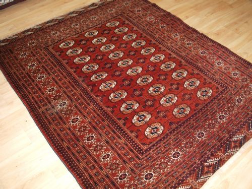 fig 1. ANTIQUE TEKKE TURKMEN RUG, EXCELLENT COLOUR, GOOD FURNISHING RUG, CIRCA 1900.