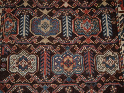 ANTIQUE RUNNER BY THE LURI TRIBE REPEAT SHIELD DESIGN CIRCA 1900 - ADDITIONAL PHOTO 8