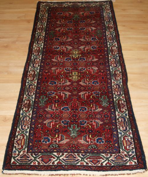 Old Sarabent Village Runner, Scarce Small Size, Circa 1920/30.