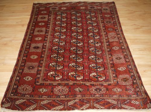 Antique Tekke Turkmen Rug, Superb Colour, Great Condition, Circa 1900.