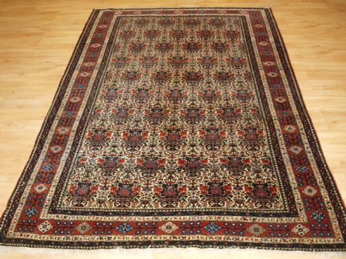 Antique Abedeh Rug with Zili Sultan Design, Large Rug Size, Circa 1900.