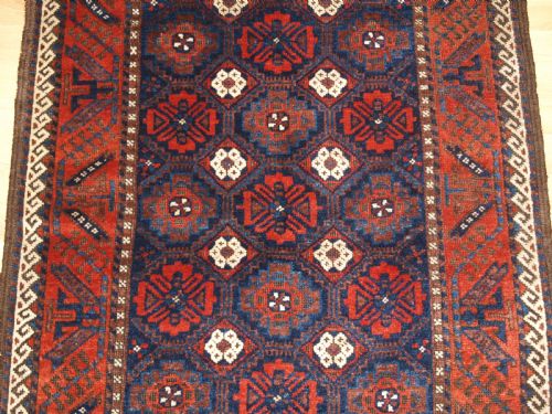 ANTIQUE BALUCH RUG WITH MINA KHANI LATTICE DESIGN CIRCA 1900 - ADDITIONAL PHOTO 4