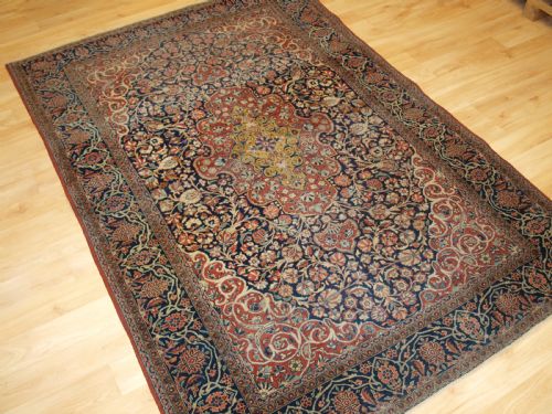 Antique Kashan Rug, Great Colour with Low Pile for the Lived with Look, Circa 1900.