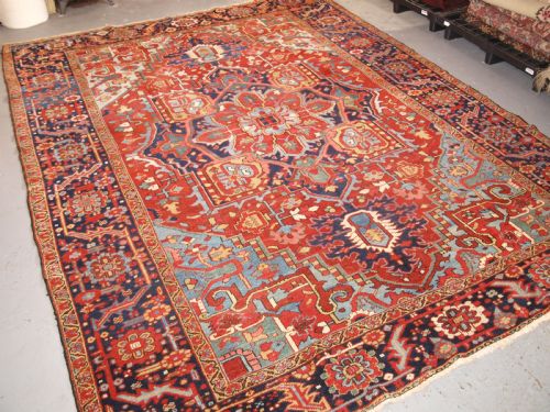 Antique Heriz Carpet, Excellent Colours, Great Furnishing Carpet, Circa 1900.