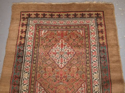 fig 1. ANTIQUE SARAB RUNNER WITH CAMEL GROUND, SOFT COLOURS, CIRCA 1880.