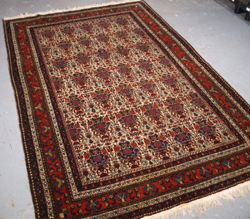 fig 1. ANTIQUE ABEDEH RUG WITH ZILI SULTAN DESIGN, SUPERB EXAMPLE, CIRCA 1920.