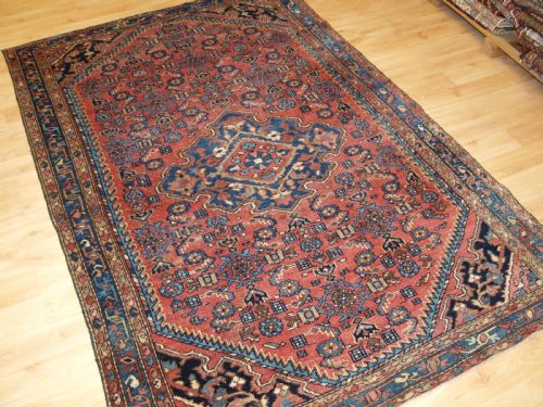 fig 1. ANTIQUE HAMADAN REGION VILLAGE RUG, GOOD SOFT COLOURS, CIRCA 1900.