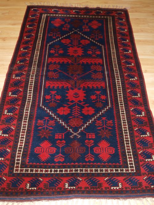 fig 1. OLD TURKISH YAGCIBEDIR VILLAGE RUG, GOOD COLOUR AND DESIGN, CIRCA 1920/30.