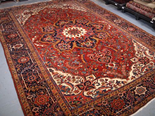Antique Ahar Heriz Carpet, Classic Design, Superb Condition, Circa 1900/20.