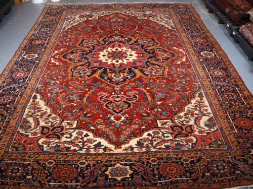 fig 1. ANTIQUE AHAR HERIZ CARPET, CLASSIC DESIGN, SUPERB CONDITION, CIRCA 1900/20.