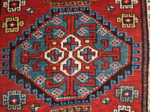 ANTIQUE SOUTH CAUCASIAN KARABAGH REGION LONG RUG OUTSTANDING COLOUR AND CONDITION CIRCA 1880 - ADDITIONAL PHOTO 10