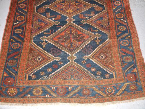 ANTIQUE KURDISH RUG LINKED MEDALLION DESIGN CIRCA 1900 - ADDITIONAL PHOTO 3