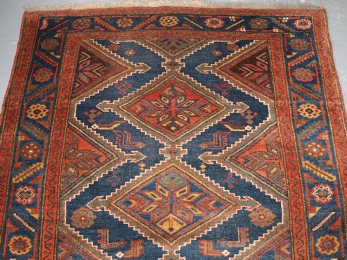ANTIQUE KURDISH RUG LINKED MEDALLION DESIGN CIRCA 1900 - ADDITIONAL PHOTO 5